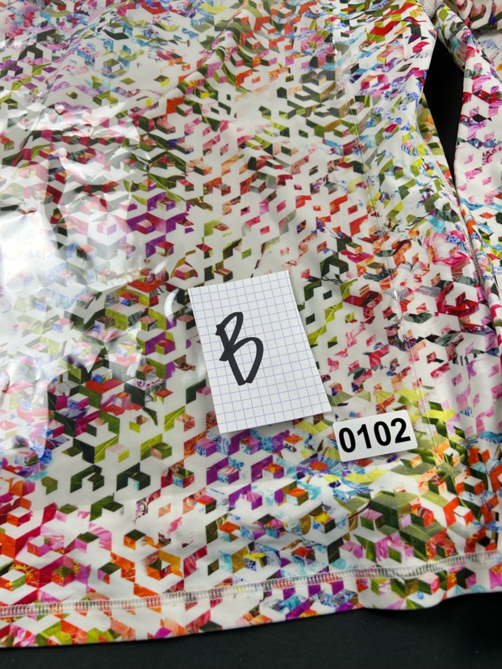 Athleta White Multicolor Geometric Print Long Sleeve Top (b0102) - Picture 9 of 9